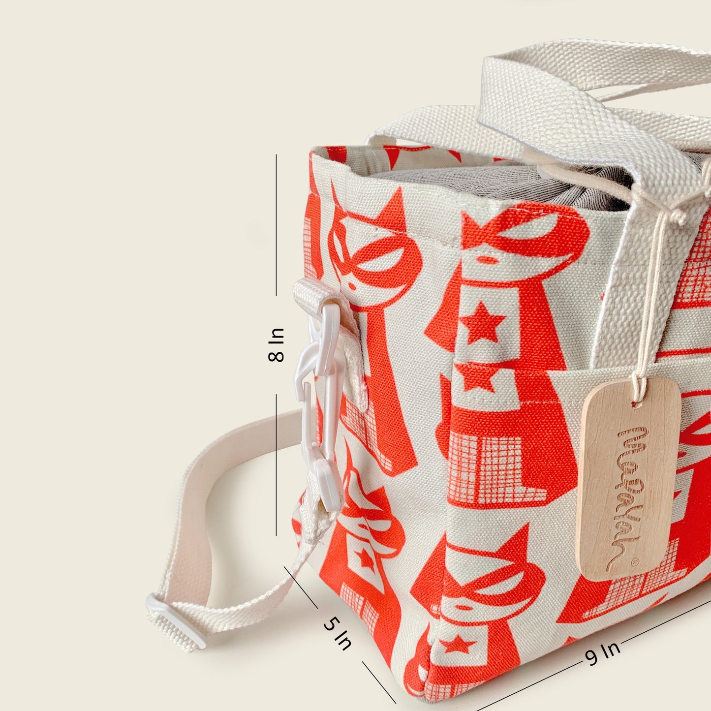 Size and dimensions diagram for Mapayah Lunch Bag Supermeow Red kids lunch bag