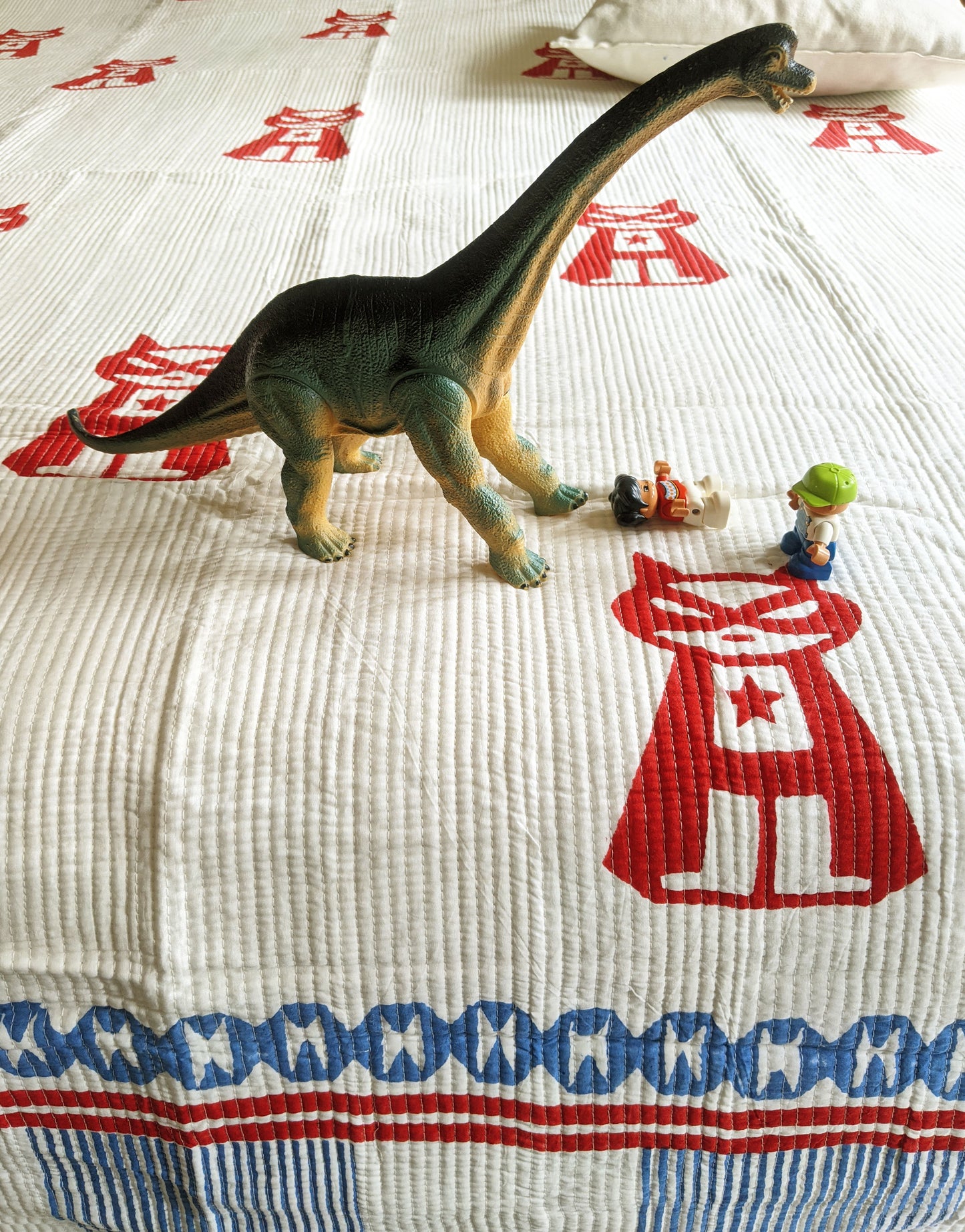 COVER - Reversible Quilted Bed Cover : Superheroes Bedding - Mapayah