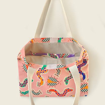FERRY - Wiggle Pink : Kids Tote Bag