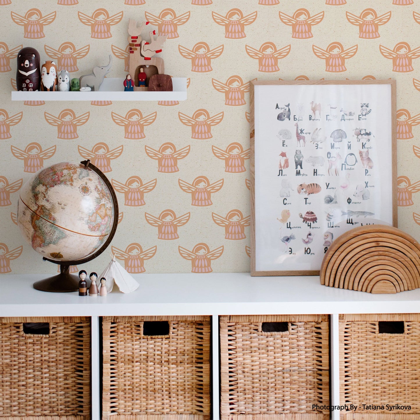 Mapayah DECK Angela kids room wallpaper in orange, styled in a bedroom setting