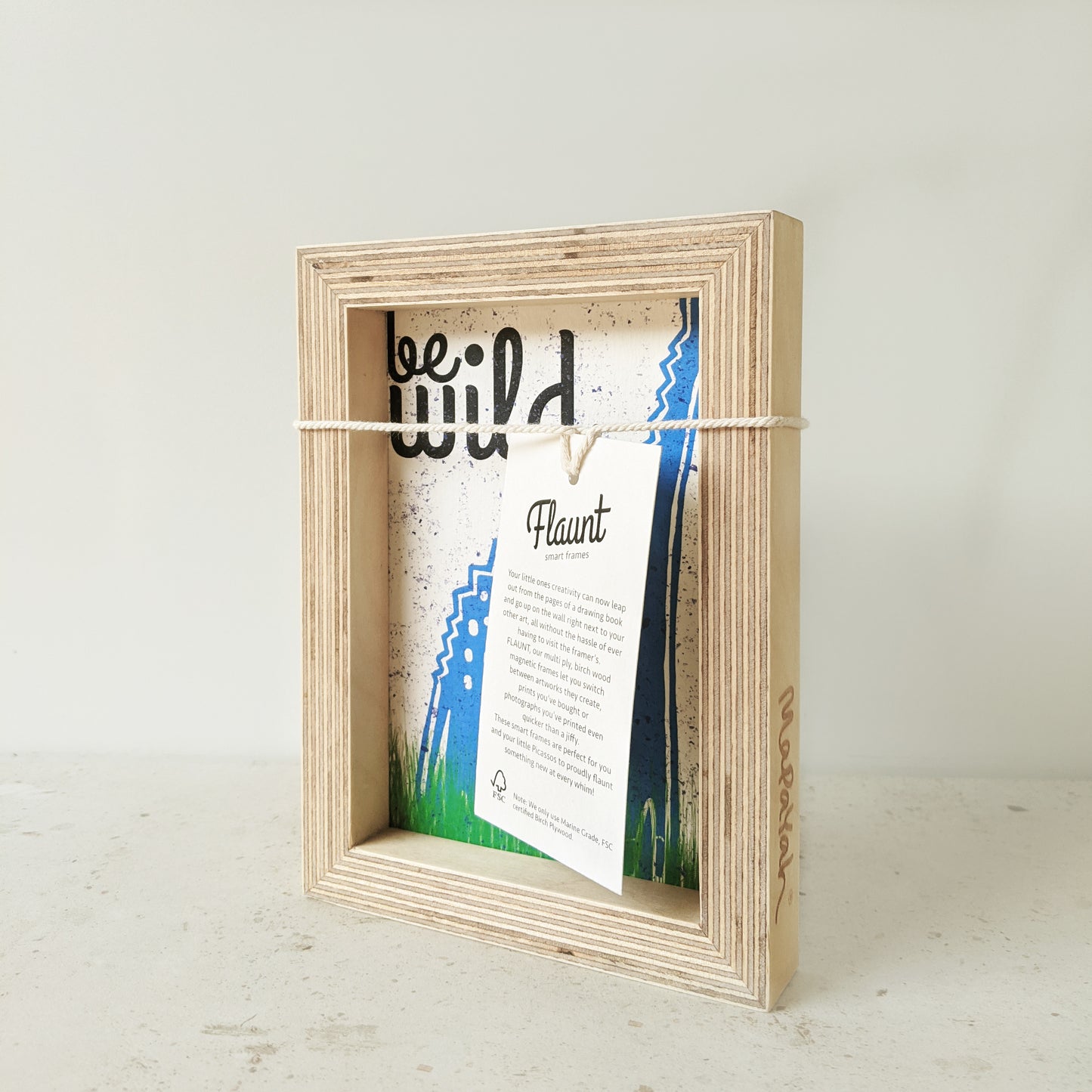 FLAUNT - Magnetic Birchwood Art Frame