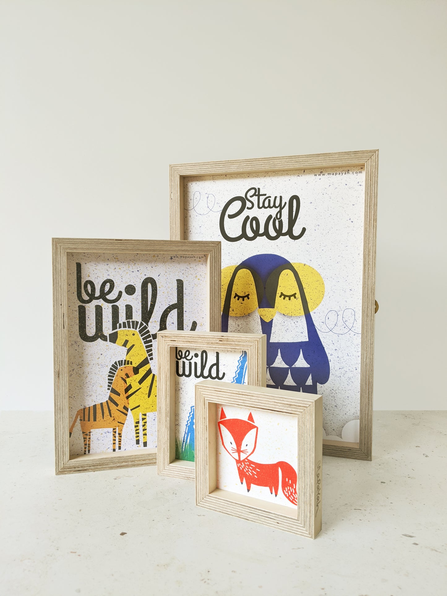 FLAUNT - Magnetic Birchwood Art Frame