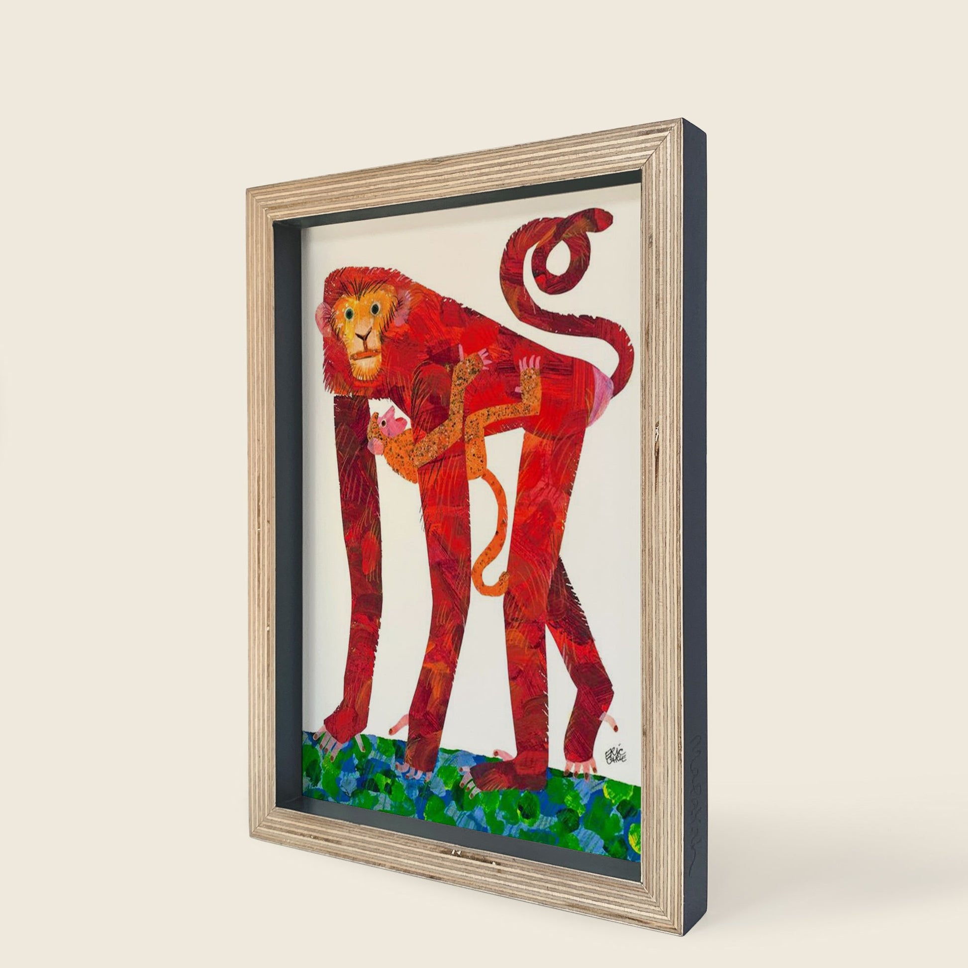 Mapayah FLAUNT A4 magnetic art frame in grey, right angle view