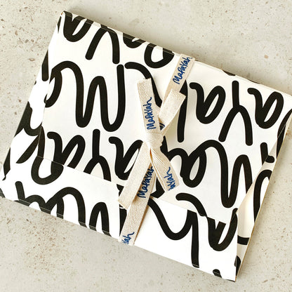 Close-up of alien-themed graphics on Mapayah KIT Oddlings stationery set