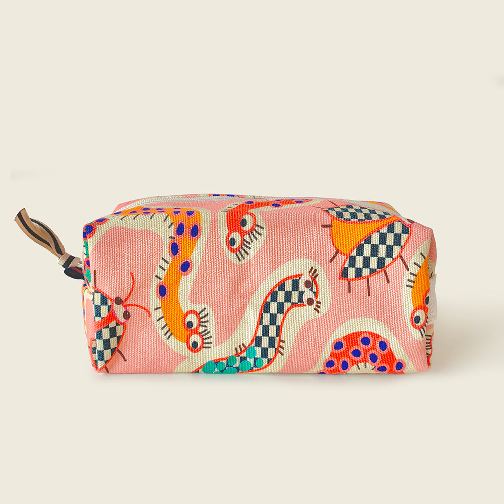 Mapayah POUCH Wiggle Pink kids pencil organizer, front angle view
