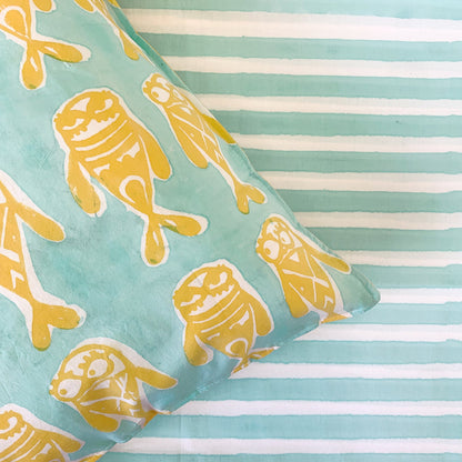 Close-up of Bubbles print on Mapayah SLEEP bedsheet and pillow cover