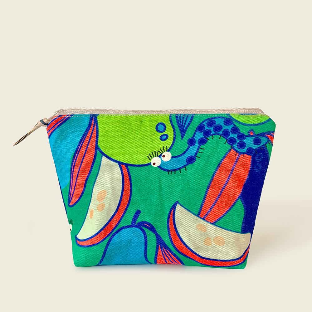 Mapayah TOUR Pome kids toilet kit, front angle view